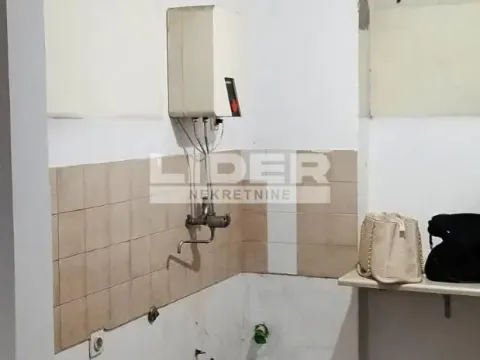 Prodaja, jednosoban stan, 37m², Košutnjak, Beograd - image 8