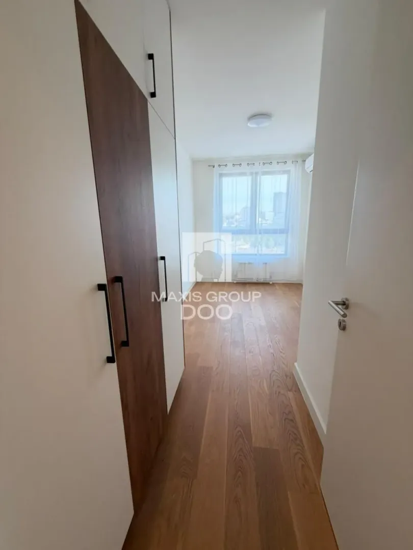 Rent, three bedroom apartment, 79m², Savski Venac, Beograd