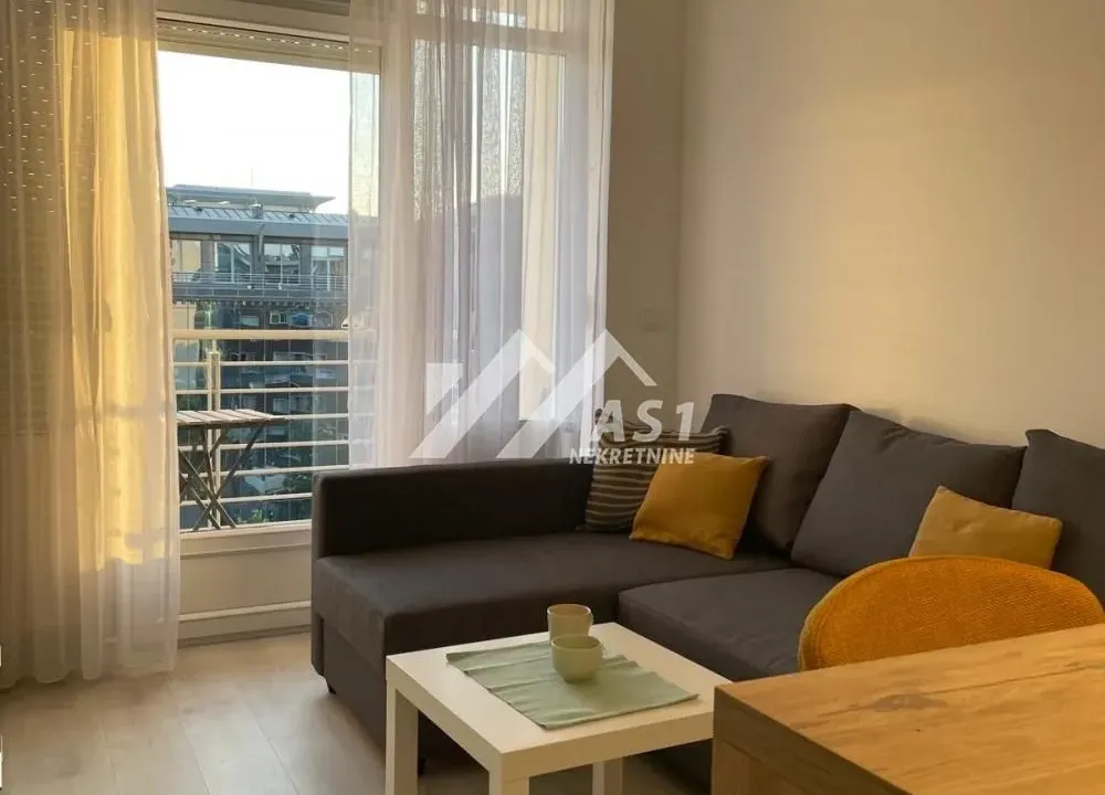 Rent, apartment, 24m², Centar, Novi Sad