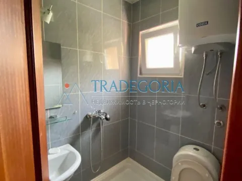 Prodaja, četvorosoban stan, 158m², Petrovac, Budva - image 25