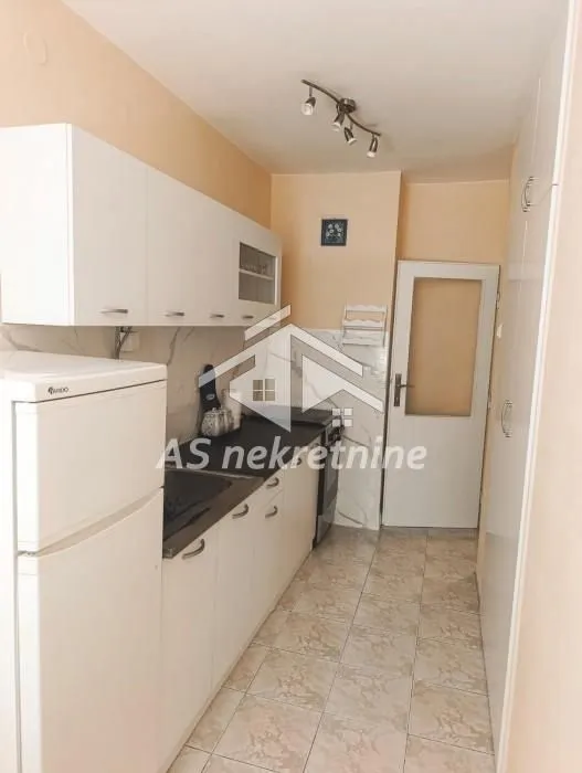Rent, two bedroom apartment, 48m², Kalenić Pijaca, Vračar Sve Podlokacije