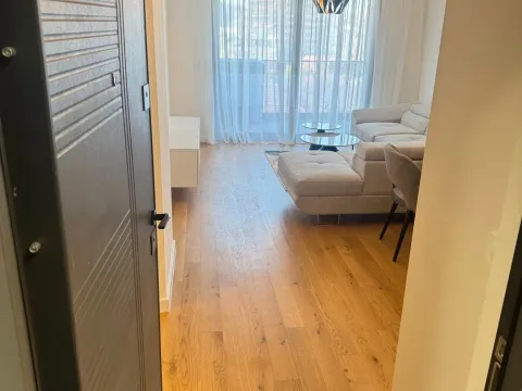 Rent, one bedroom apartment, 53m², Centar, Bar - image 2