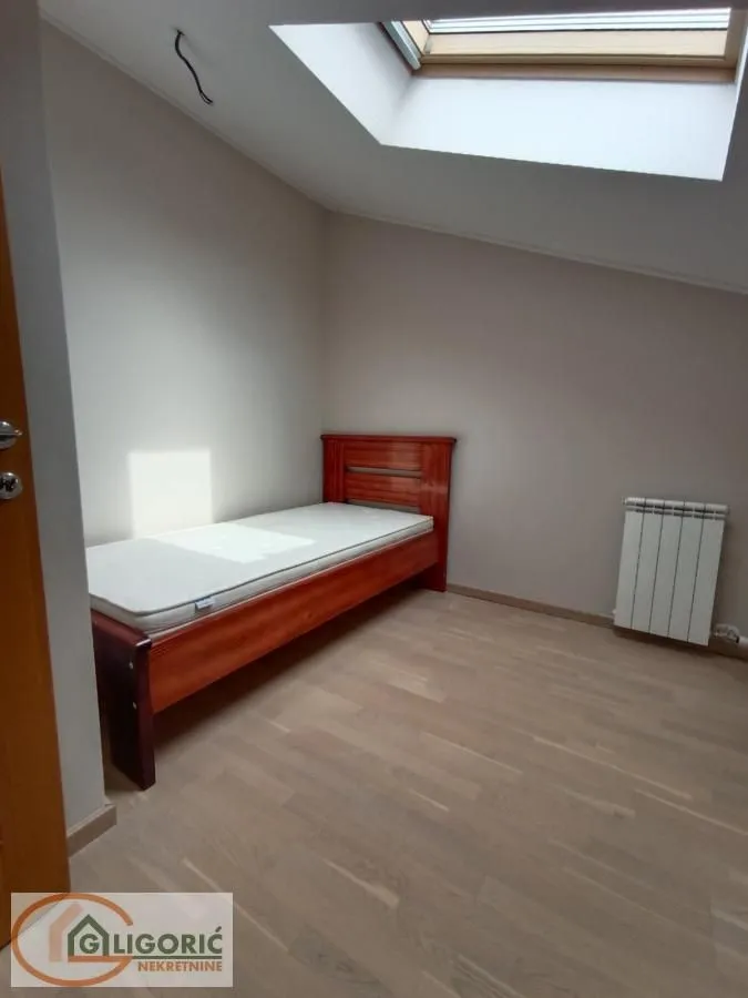 Prodaja, stan, 145m², Centar, Pančevo