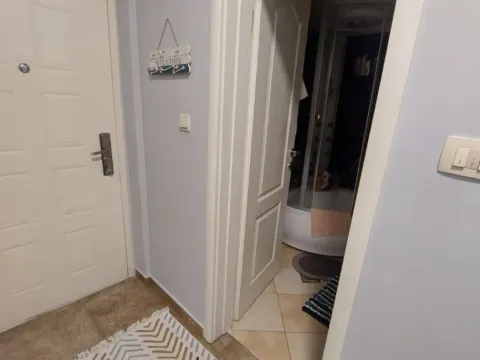 Izdavanje, jednosoban stan, 41m², Bečići, Budva - image 3