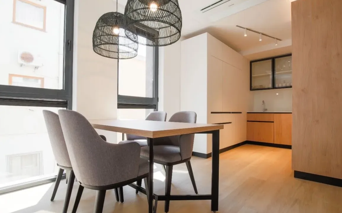 Izdavanje, jednosoban stan, 62m², Budva, Crna Gora