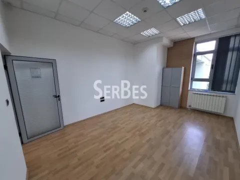 Sale, office space, 736m², Salajka, Novi Sad Sve Podlokacije - image 9
