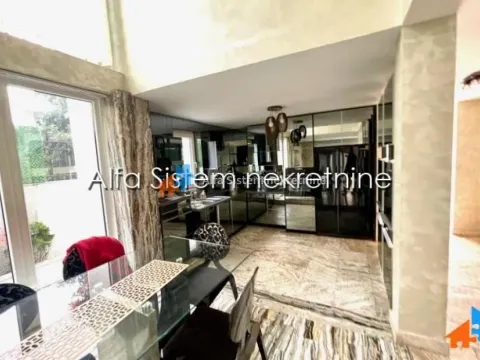 Rent, house, 285m², Stari Košutnjak, Rakovica