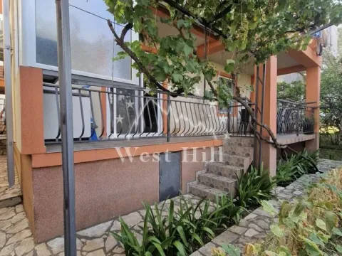 Prodaja, kuća, 270m², Bar, Crna Gora