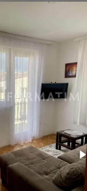 Izdavanje, jednosoban stan, 45m², Karaburma, Palilula Sve Podlokacije