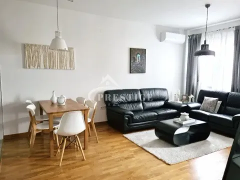 Izdavanje, dvosoban stan, 64m², City Kvart, Podgorica - image 10