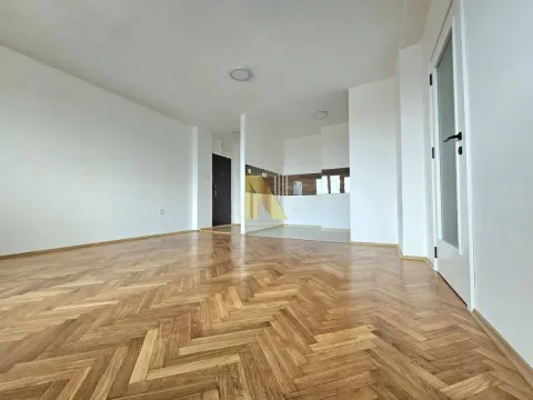 Sale, three bedroom apartment, 64m², Bulevar Oslobodjenja, Novi Sad Sve Podlokacije - image 2