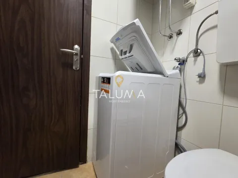 Rent, one bedroom apartment, 42m², City Kvart, Podgorica - image 8