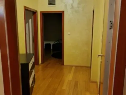 Izdavanje, trosoban stan, 100m², Centar, Novi Sad - image 5