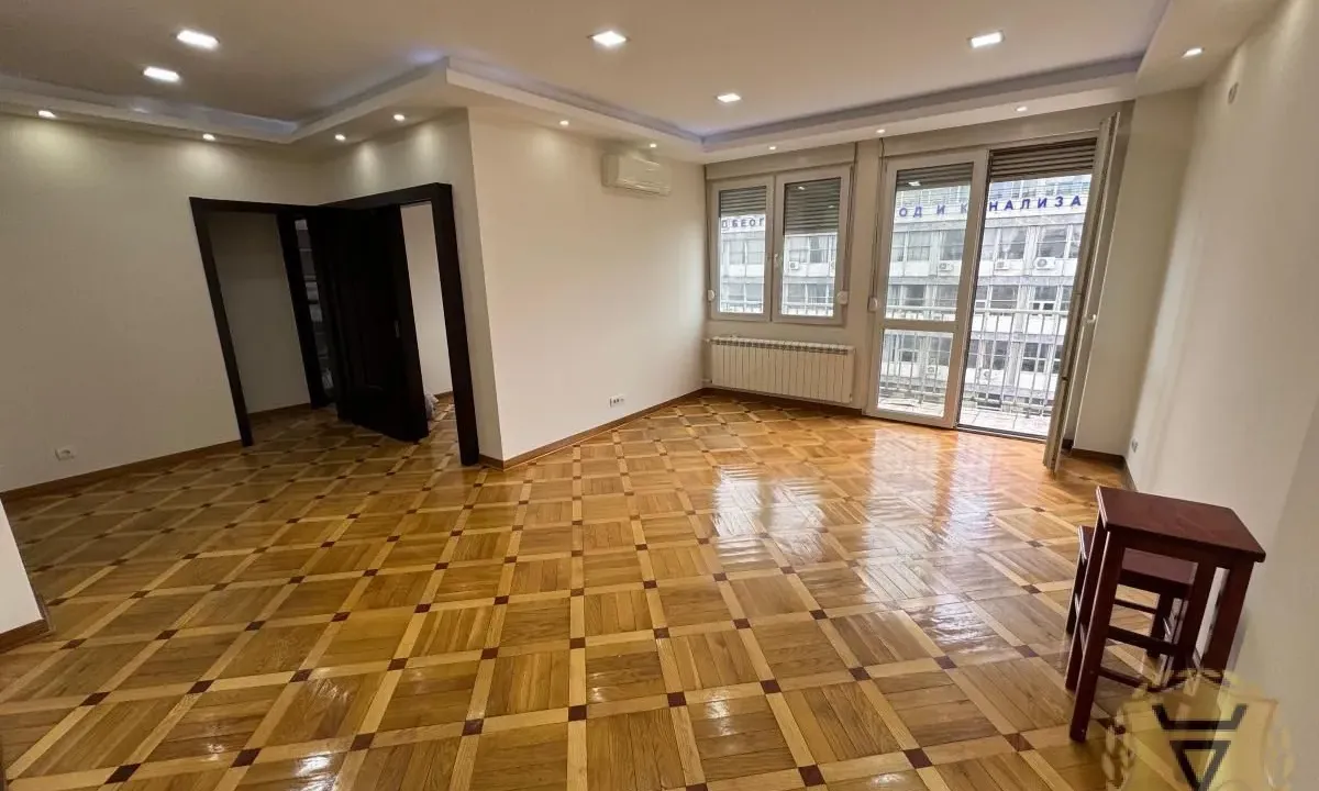 Izdavanje, jednosoban stan, 45m², Stari Grad, Beograd