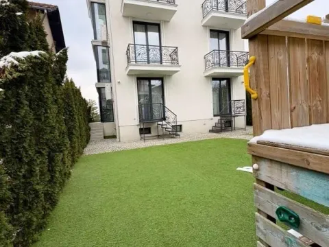 Izdavanje, trosoban stan, 100m², Sremska Kamenica, Petrovaradin - image 2