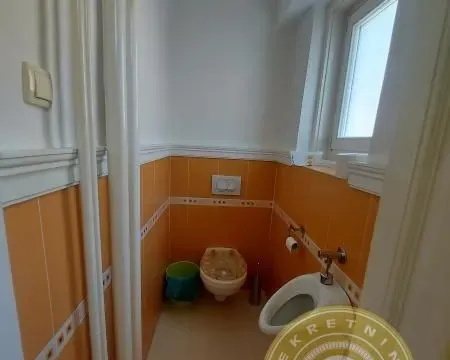 Prodaja, kuća, 187m², Sremska Kamenica, Petrovaradin - image 27