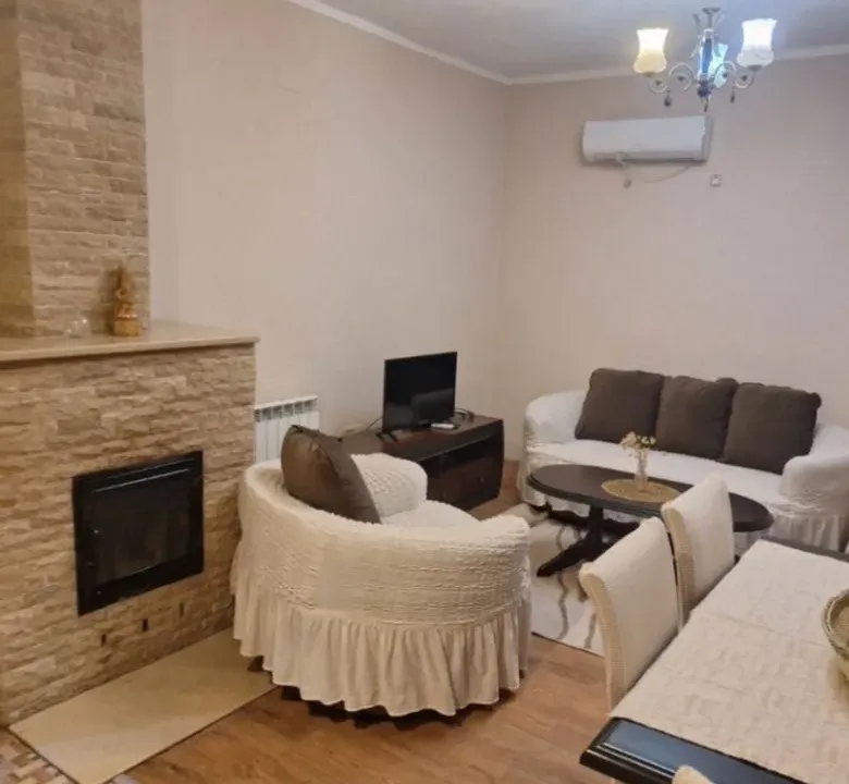 Rent, three bedroom apartment, 100m², Stari Aerodrom, Podgorica