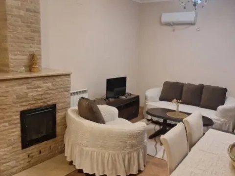 Rent, three bedroom apartment, 100m², Stari Aerodrom, Podgorica