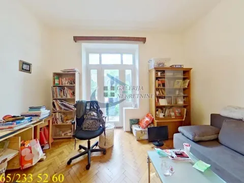 Sale, four bedroom apartment, 104m², Stari Grad, Beograd - image 10