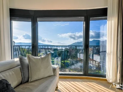 Prodaja, dvosoban stan, 73m², Tivat, Crna Gora - image 1