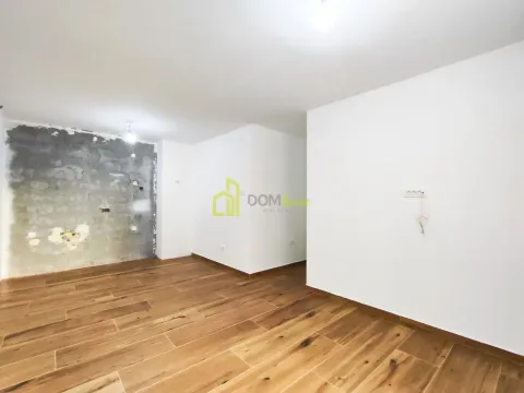 Prodaja, jednosoban stan, 37m², Blok 5, Podgorica - image 4