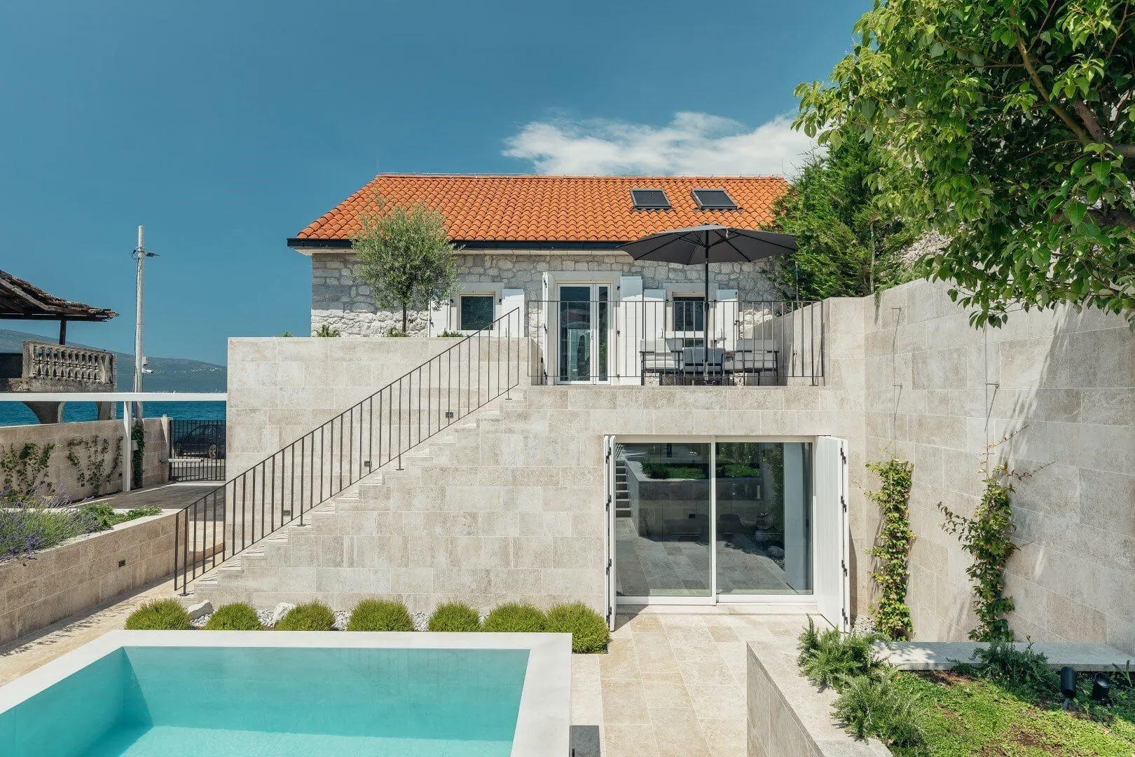 Rent, house, 170m², Donja Lastva, Tivat