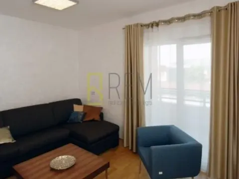 Izdavanje, dvosoban stan, 70m², City Kvart, Podgorica - image 7