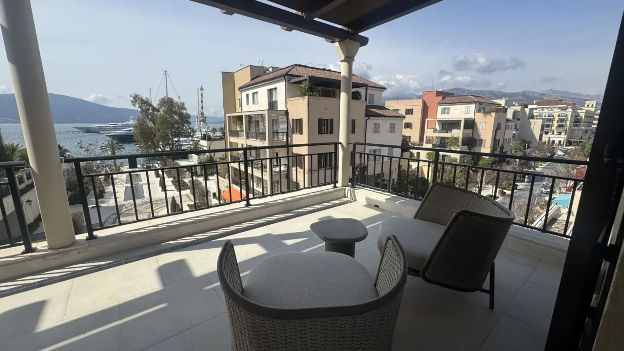 Sale, three bedroom apartment, 247m², Porto Montenegro, Tivat