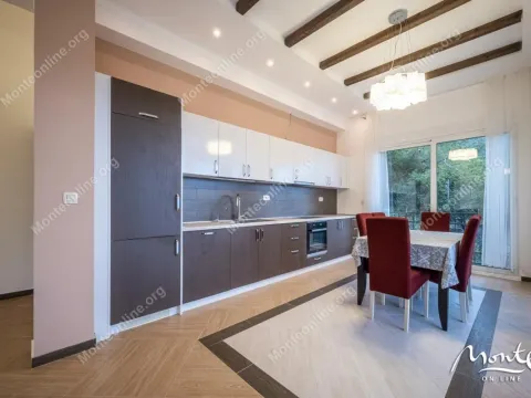 Prodaja, kuća, 103m², Risan, Kotor - image 13