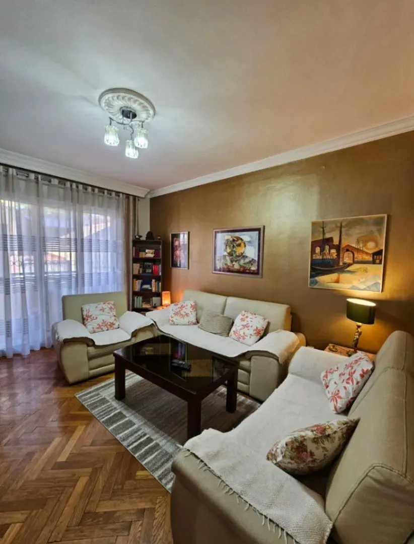 Izdavanje, dvosoban stan, 65m², Centar, Podgorica