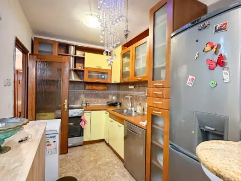 Izdavanje, trosoban stan, 92m², Zabjelo, Podgorica - image 3