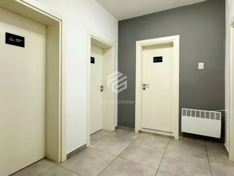 Rent, office space, 90m², Gorica C, Podgorica - image 14