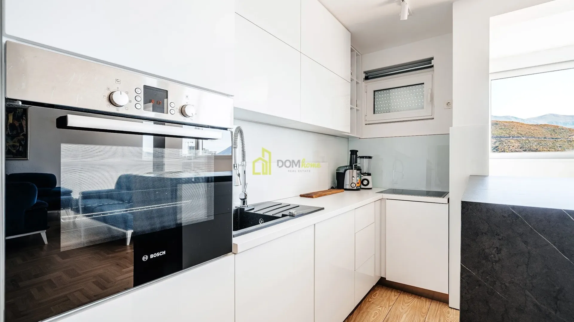 Prodaja, trosoban stan, 105m², Budva, Crna Gora