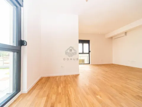 Sale, one bedroom apartment, 50m², Zabjelo, Podgorica - image 5