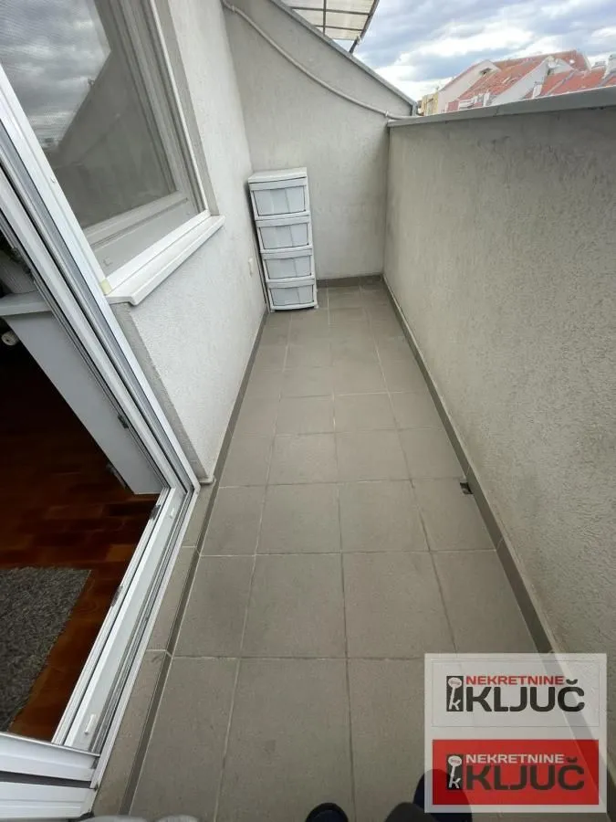Prodaja, dvosoban stan, 54m², Nova Detelinara, Novi Sad Sve Podlokacije