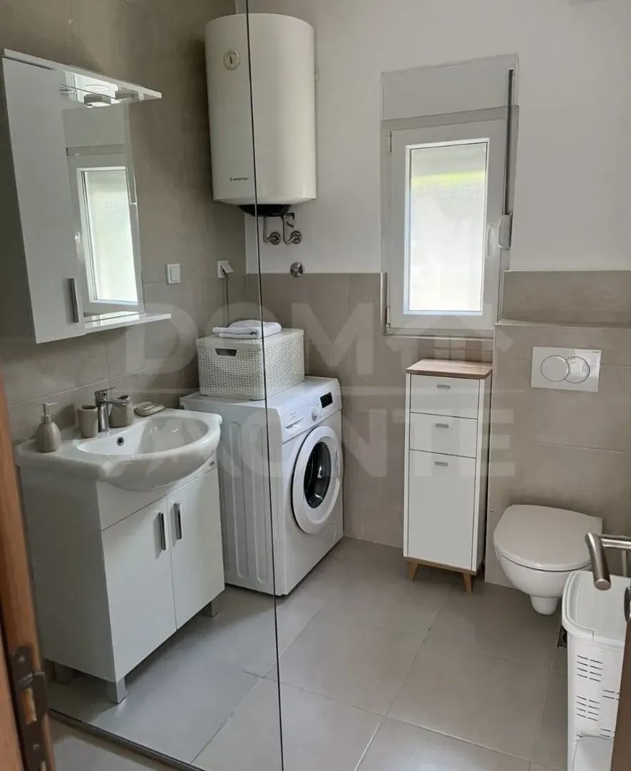 Rent, two bedroom apartment, 60m², Tivat, Crna Gora