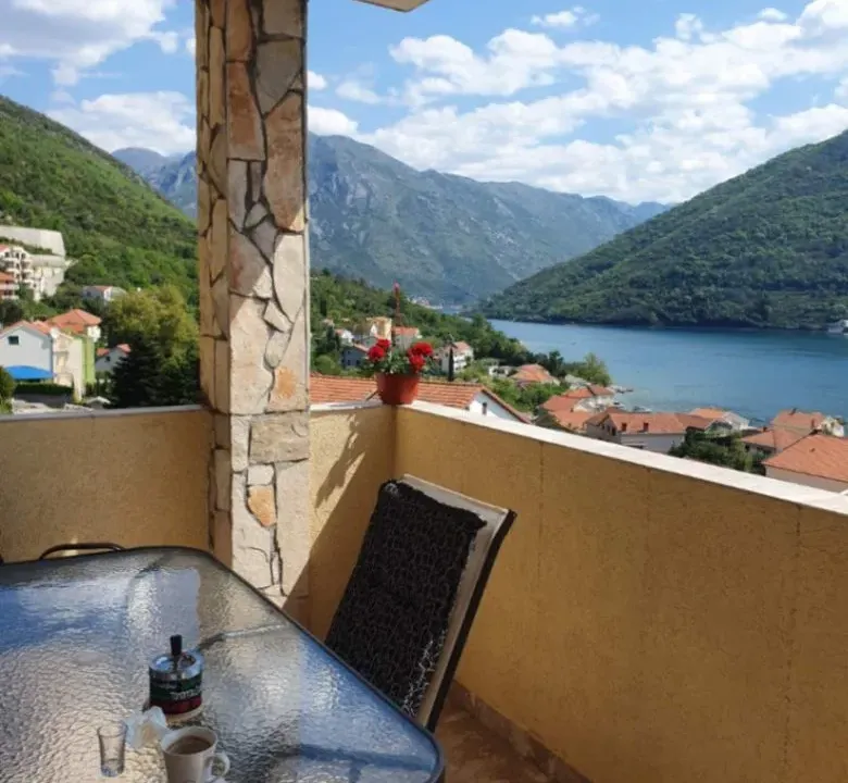 Sale, apartment, 57m², Kamenari, Herceg Novi
