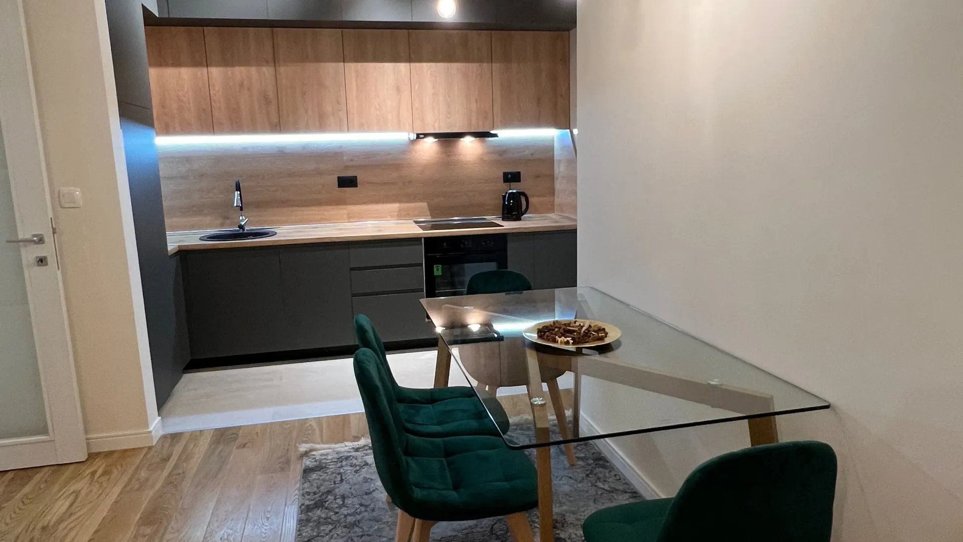 Rent, one bedroom apartment, 53m², Central Point, Podgorica