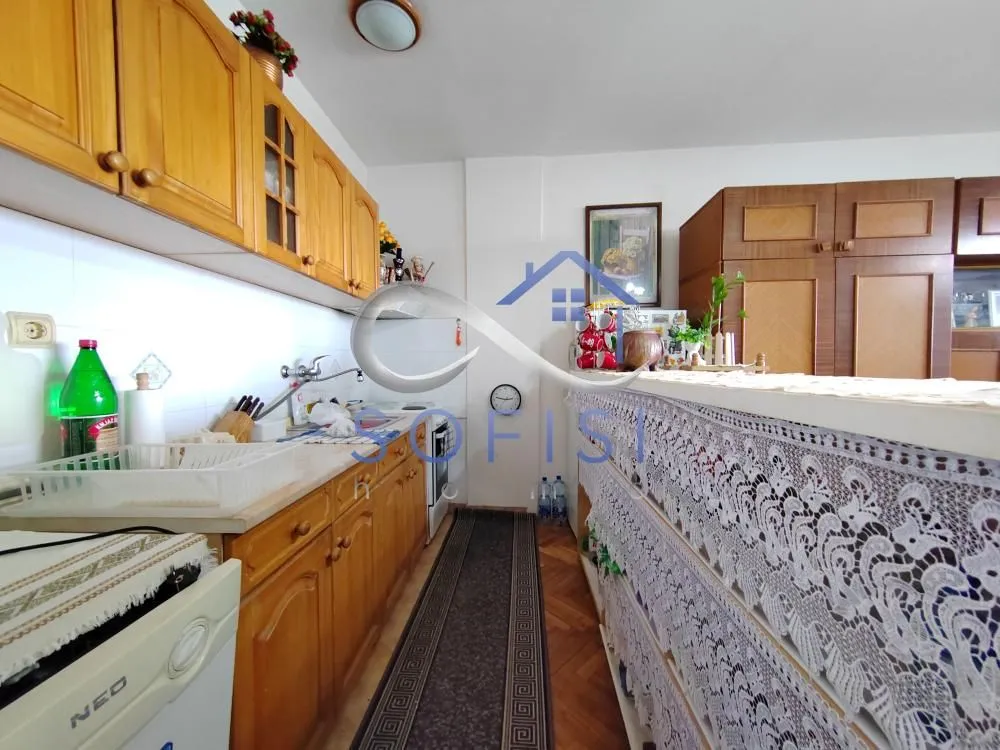 Prodaja, dvosoban stan, 73m², Socijalno, Novi Sad Sve Podlokacije