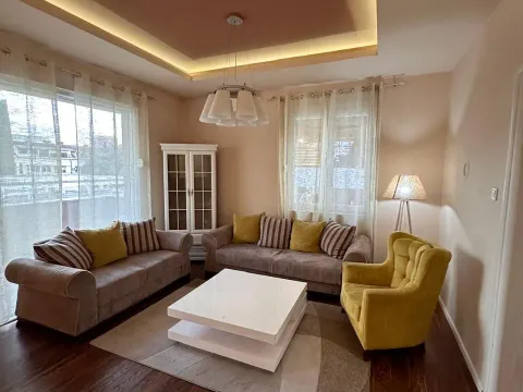 Prodaja, jednosoban stan, 70m², Centar, Podgorica - image 2