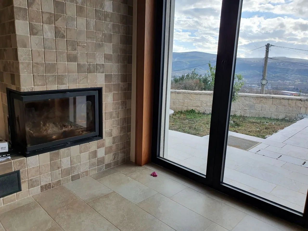 Sale, house, 310m², Dub, Kotor