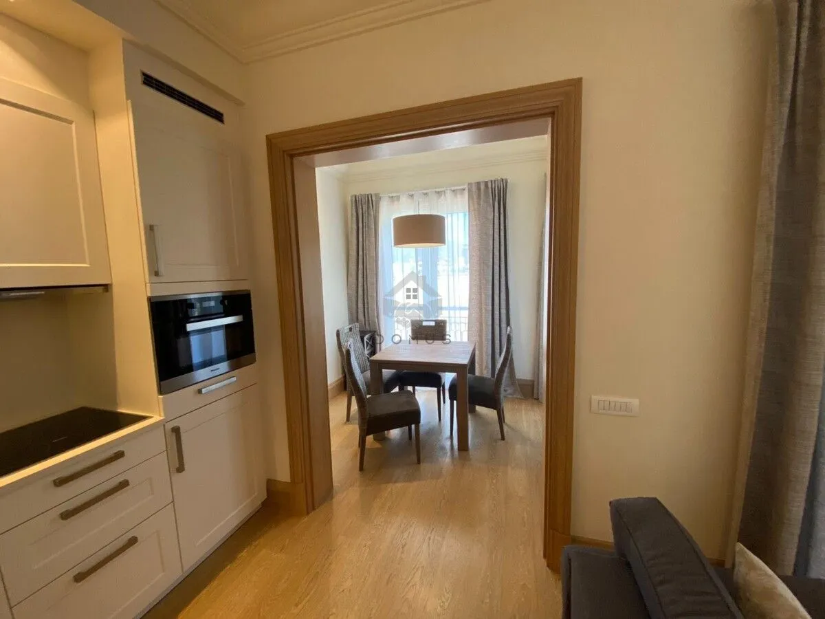 Prodaja, jednosoban stan, 76m², Tivat, Crna Gora