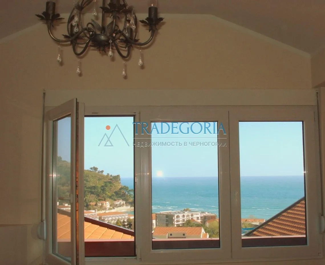 Prodaja, četvorosoban stan, 160m², Petrovac, Budva