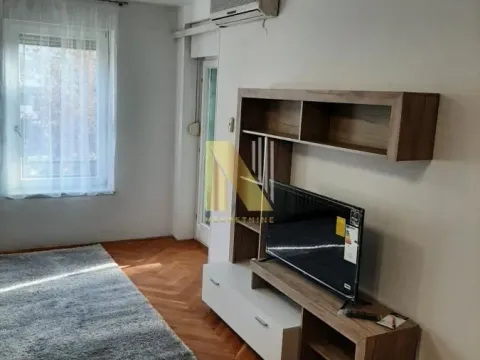 Izdavanje, dvosoban stan, 56m², Bulevar Oslobodjenja, Novi Sad Sve Podlokacije - image 3