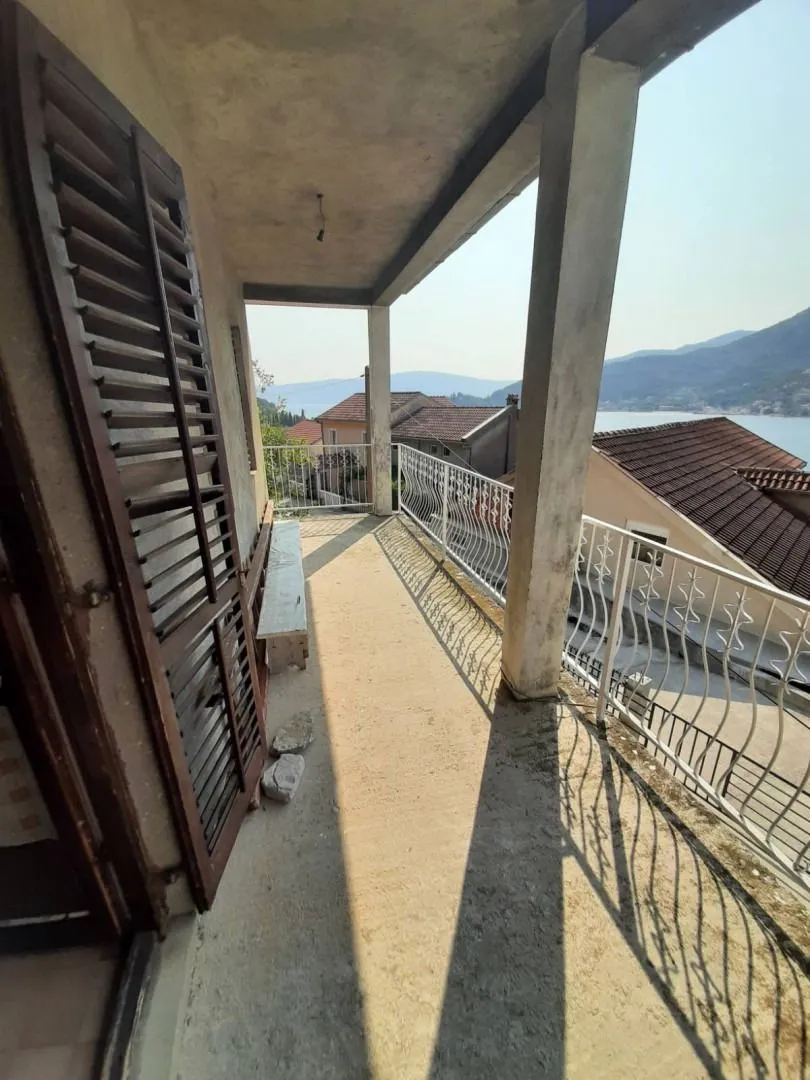 Sale, house, 156m², Lepetani, Tivat