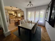 Izdavanje, kuća, 200m², Tološi, Podgorica - image 3