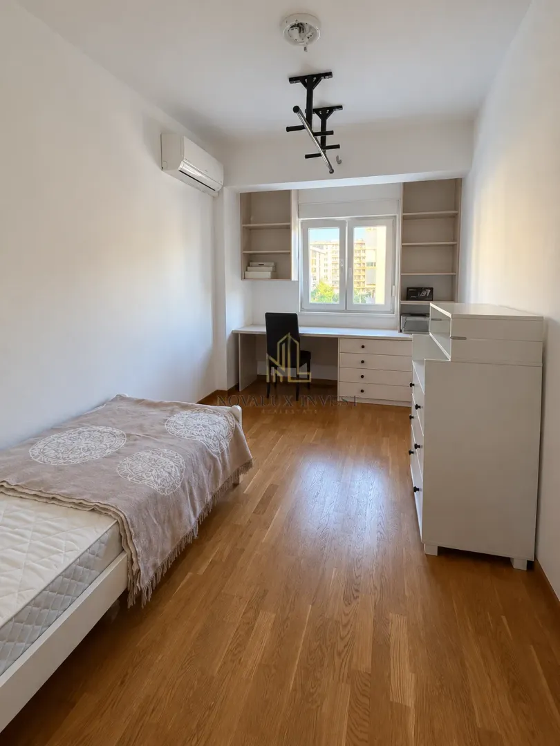 Izdavanje, dvosoban stan, 68m², City Kvart, Podgorica