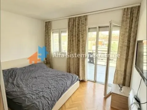 Rent, two bedroom apartment, 72m², Savski Venac, Beograd - image 4