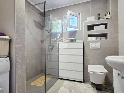 Sale, house, 200m², Tuzi, Podgorica - image 8