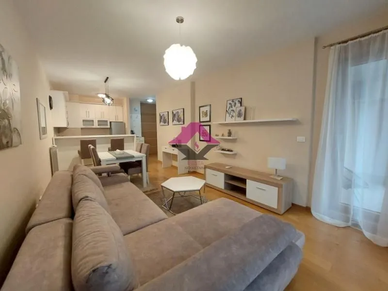 Rent, two bedroom apartment, 53m², Tašmajdan, Palilula Sve Podlokacije